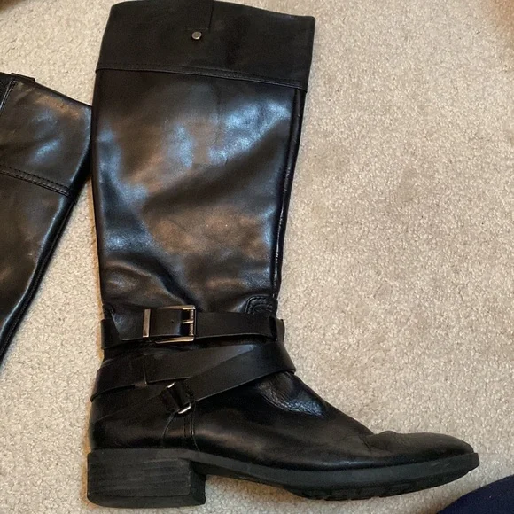 Vince Camuto Boots - Picture 4 of 8